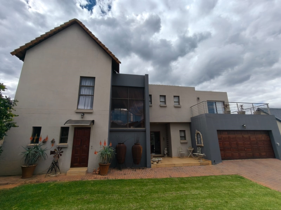 4 Bedroom Property for Sale in Leloko Lifestyle Estate North West